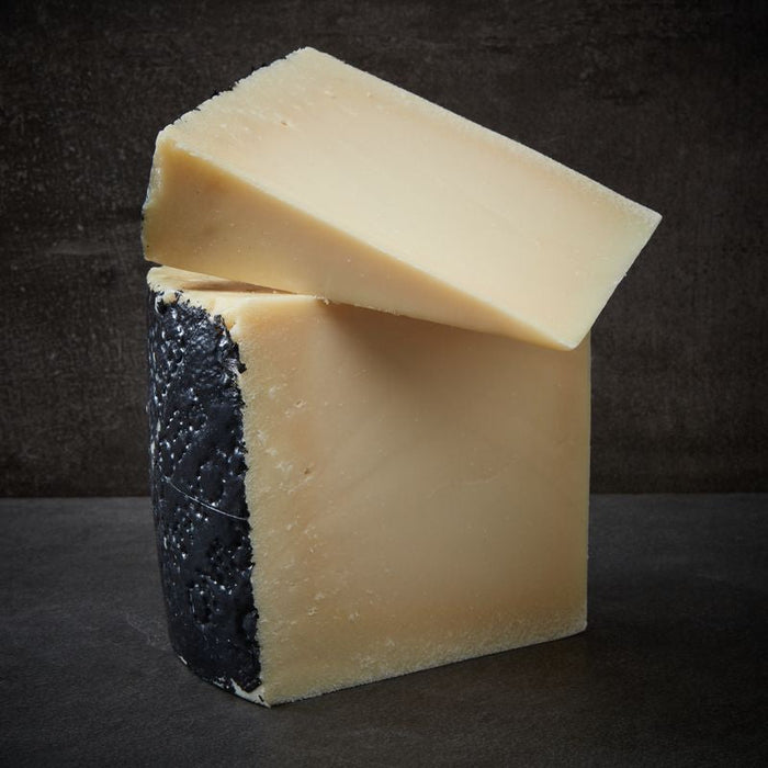 Pecorino Romano Black Rind DOP (500 g)